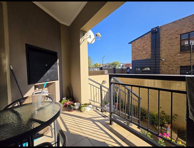 2 BEDROOM TOWNHOUSE FOR SALE IN MEYERSDAL
